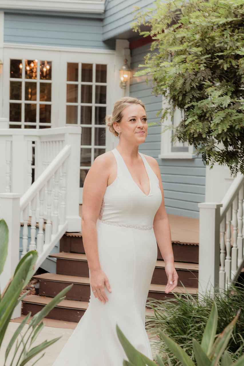 bride in wedding dress - fall wedding in florida