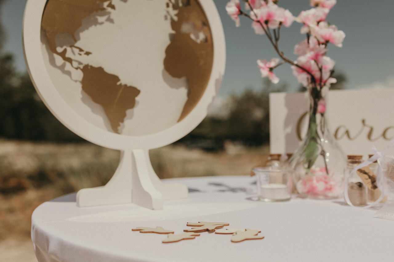 tropical wedding decorations